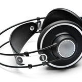 AKG K702