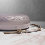 Bang & Olufsen Beosound A1 2nd Gen - Pink - OTG