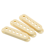 FENDER ROAD WORN STRATOCASTER PICKUP COVER SET