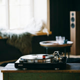 REKKORD AUDIO M 600 (Quintet Red) - High Gloss Black