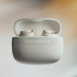 Bowers & Wilkins Pi 8 - Dowe White